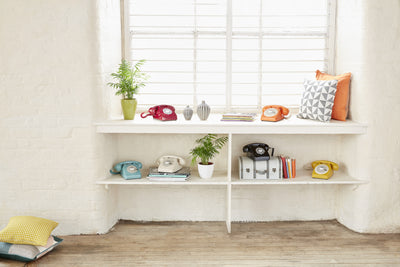 All About Vintage Telephones - What's the Hype?