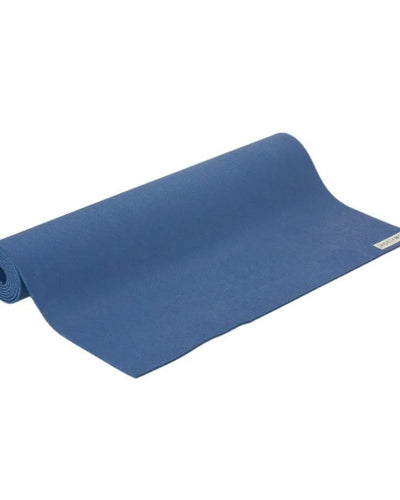 I've Practiced Yoga for Years and This Is My Favorite Mat