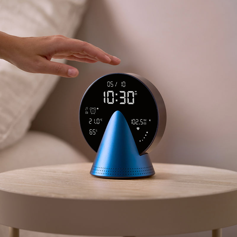 Lexon Conic Radio Alarm Clock With Fm & Built-In Bluetooth Speaker - Blue